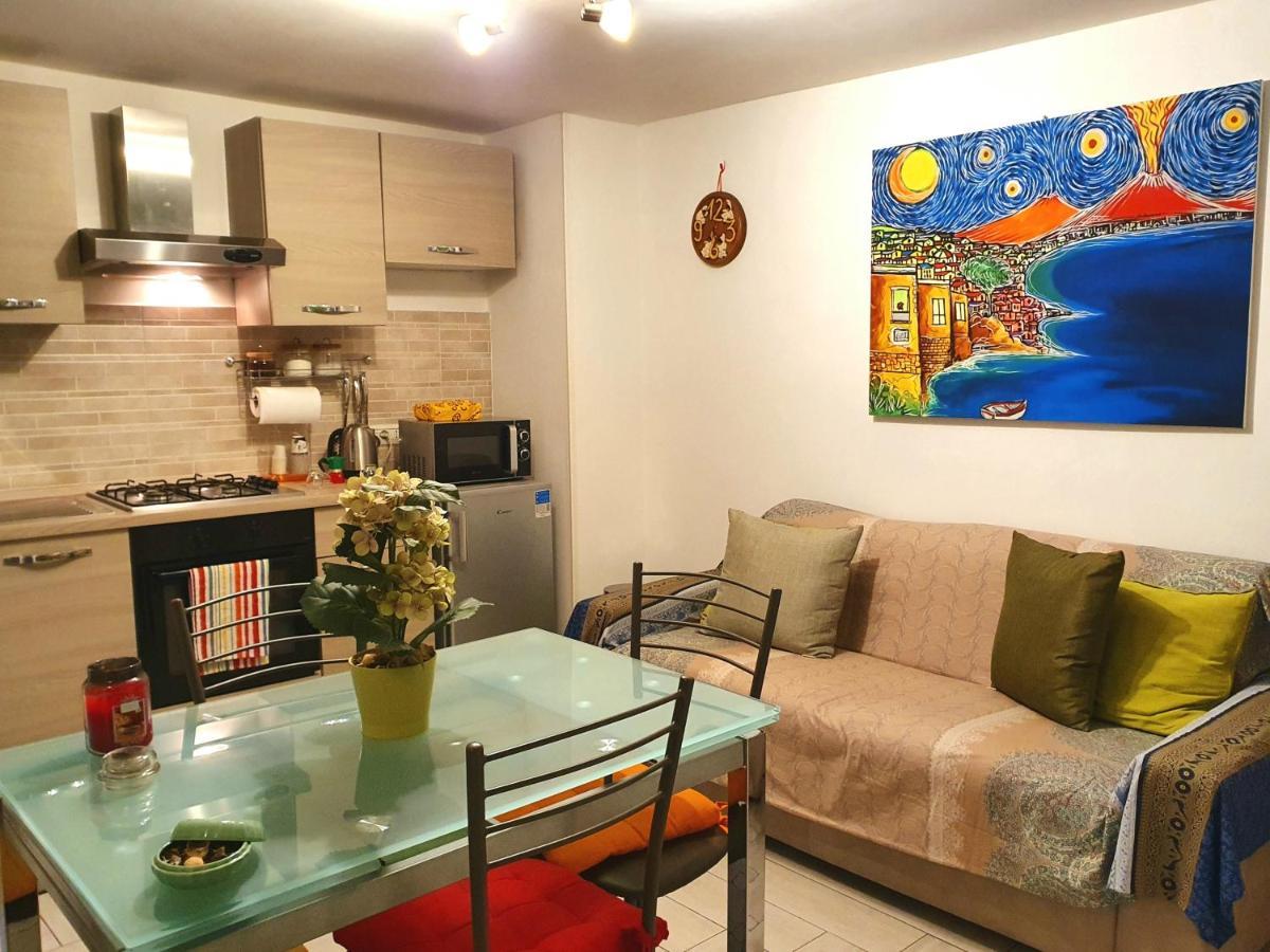 Maison Zaza نابولي المظهر الخارجي الصورة
